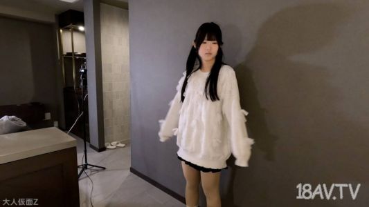 [無碼]fc2-ppv 4880821 【素人初拍】紫羅蘭(18)163cm47kgD罩杯雖然超可愛，卻被中年肥宅親吻、內射和肛交的影片另一個角度及未公開影片