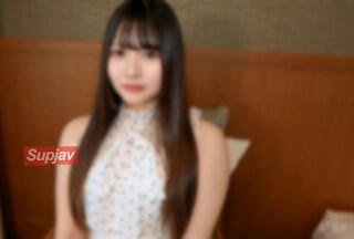 FC2PPV 4926023 [无] 一位拥有光滑纯白肌肤的F罩杯美女！身材高挑，四肢修长，真是绝佳的身材！吞咽，射在里面。*附赠：高清视频*