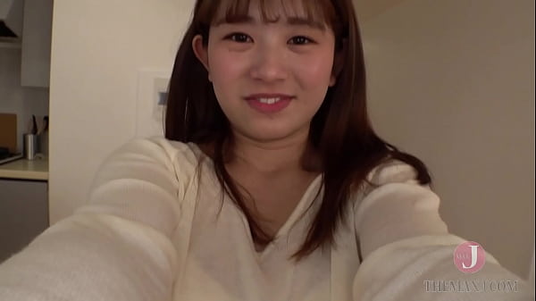她在脸上射精很多！& 一个安静、低调的男人很乐意给清洁口交的私人性爱视频！
